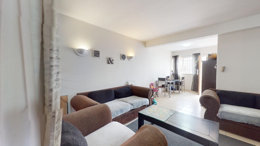 2 Bedroom Property for Sale in Sidwell Eastern Cape